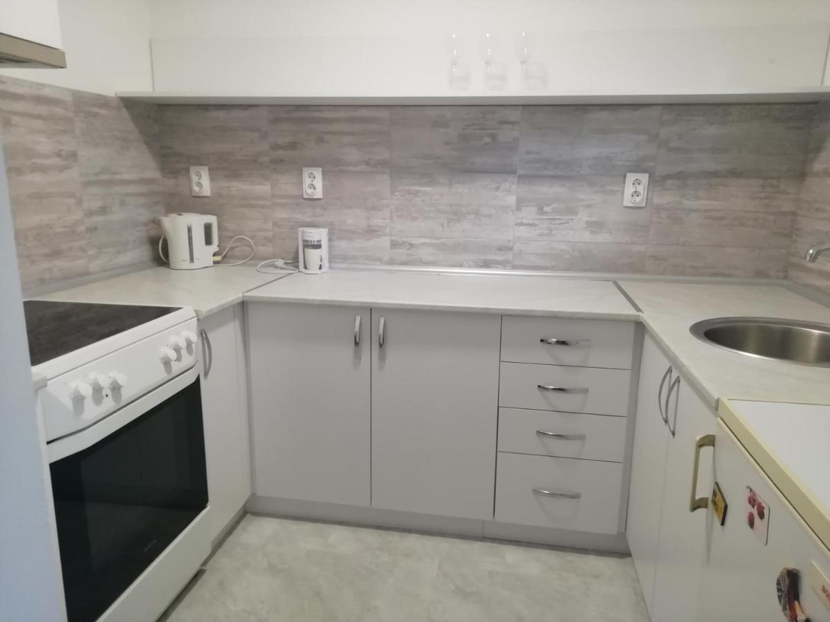 Fenix Apartment & Rooms Vinci Luaran gambar